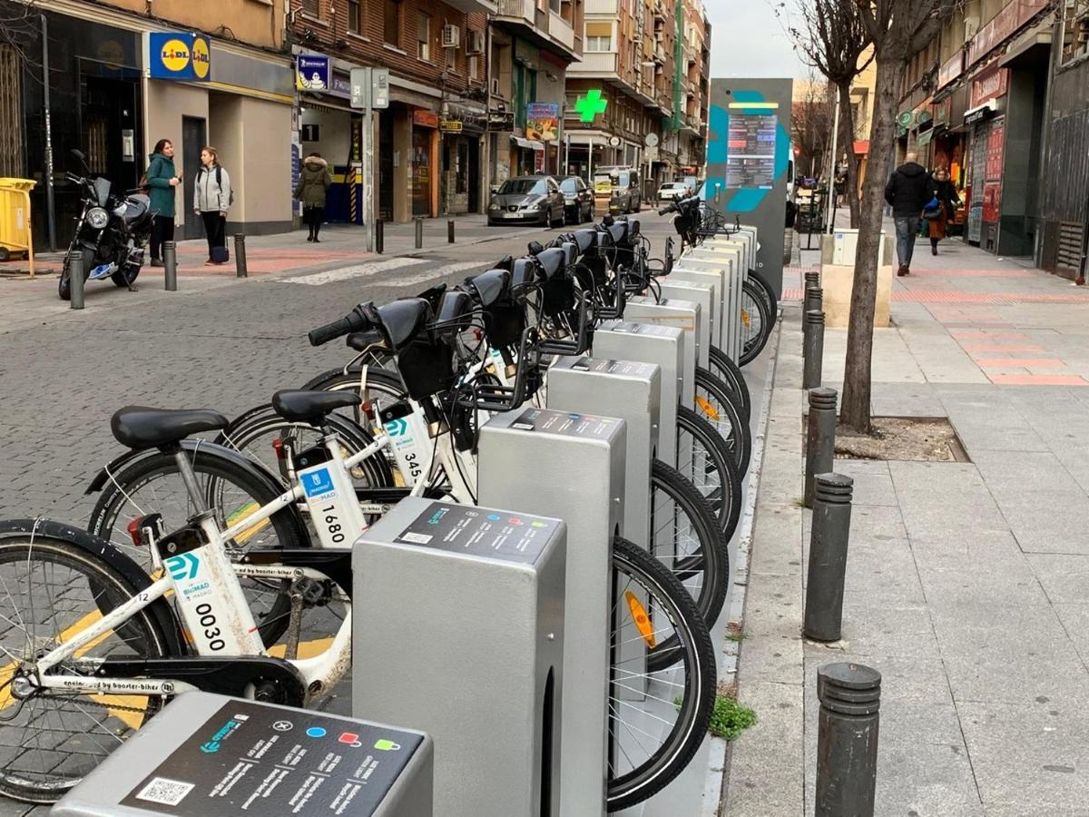 Y Estudios Torr En - Chamartin Con Wifi Gratis Appartamento Madrid