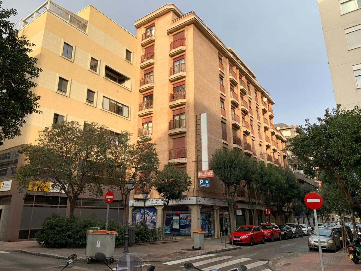 Y Estudios Torr En - Chamartin Con Wifi Gratis Appartement Madrid