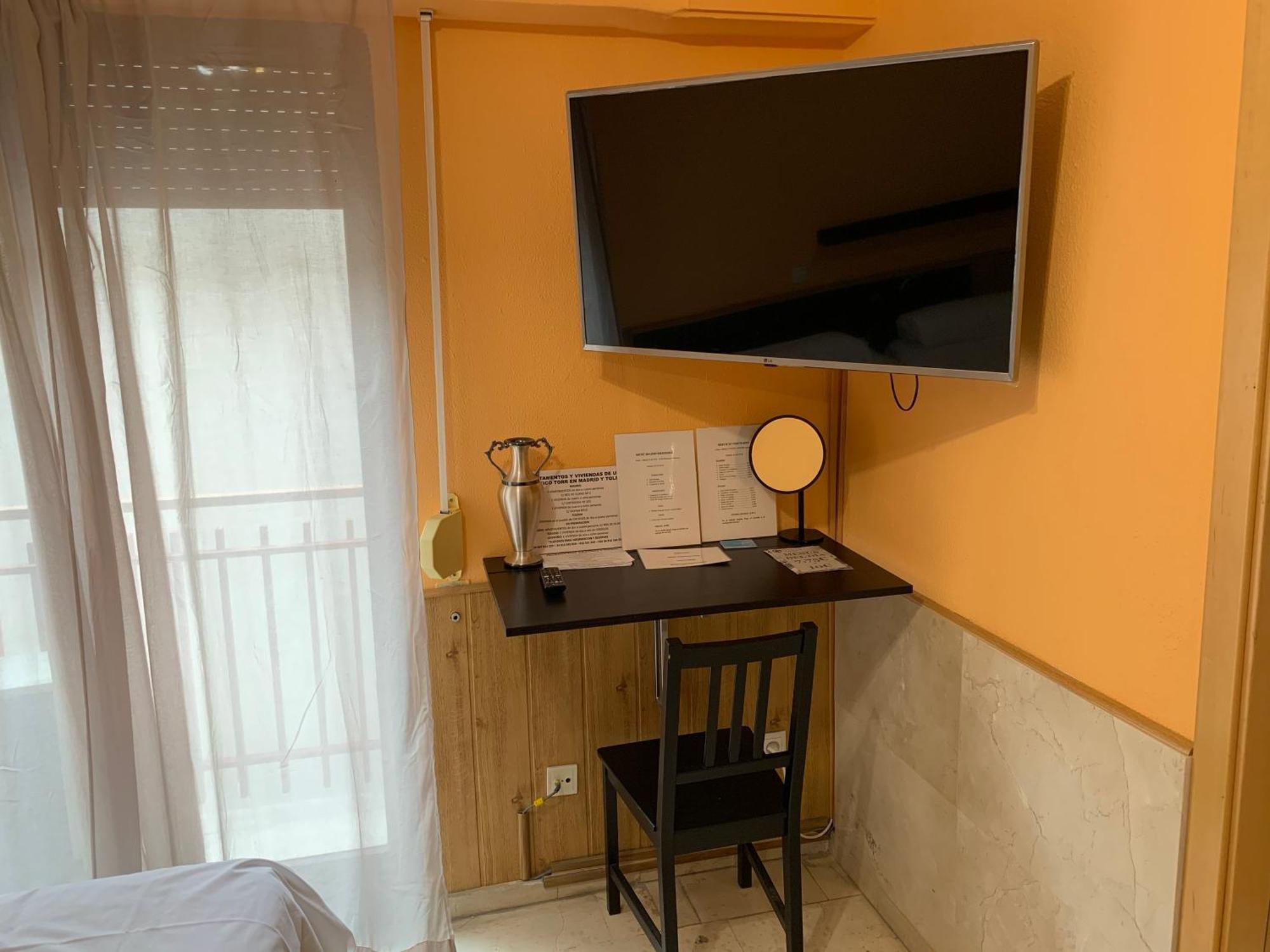 Y Estudios Torr En - Chamartin Con Wifi Gratis * Madrid